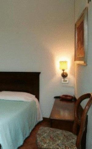 Hotel Pinocchio Фраскаті Екстер'єр фото