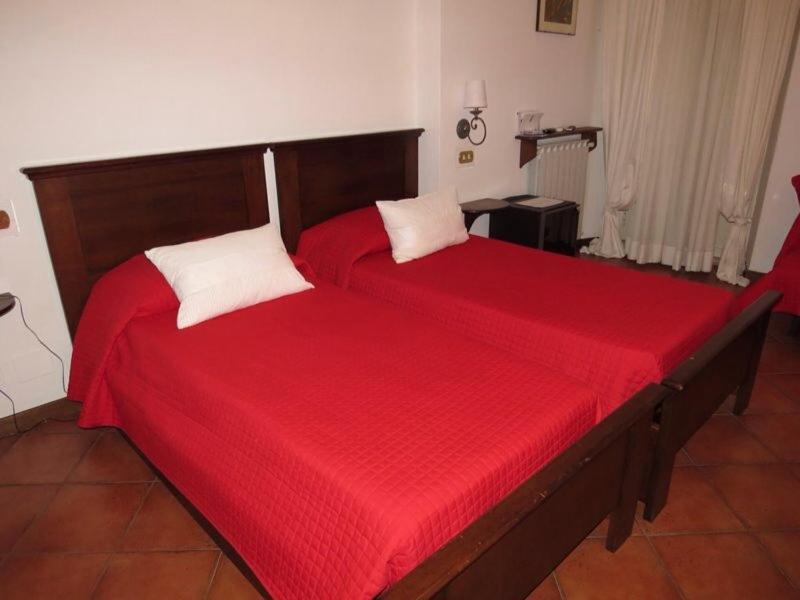 Hotel Pinocchio Фраскаті Номер фото